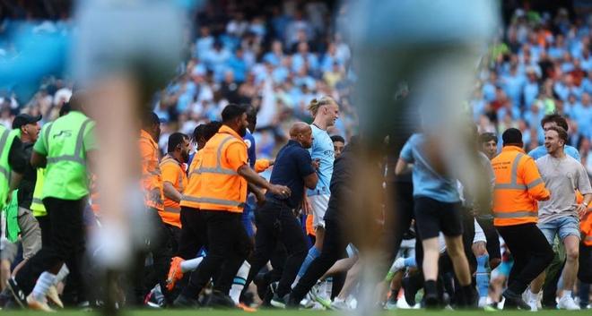 上赛季至今奥利塞德甲助攻22次，同期五大联赛第一（自上赛季以来，奥利塞在德甲送出22次助攻，领跑同期五大联赛）