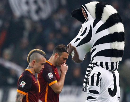 切尔西大胜，恩佐是世界第最佳中场之一这没问题吧。（切尔西大胜，称恩佐为世界顶级中场之一不过分吧）