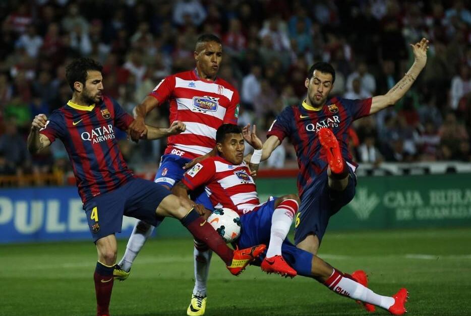 国米官方宣布邦尼左膝轻微扭伤，下周将再对伤情做出评估（国米官宣：邦尼左膝轻度扭伤，伤情将于下周复评）