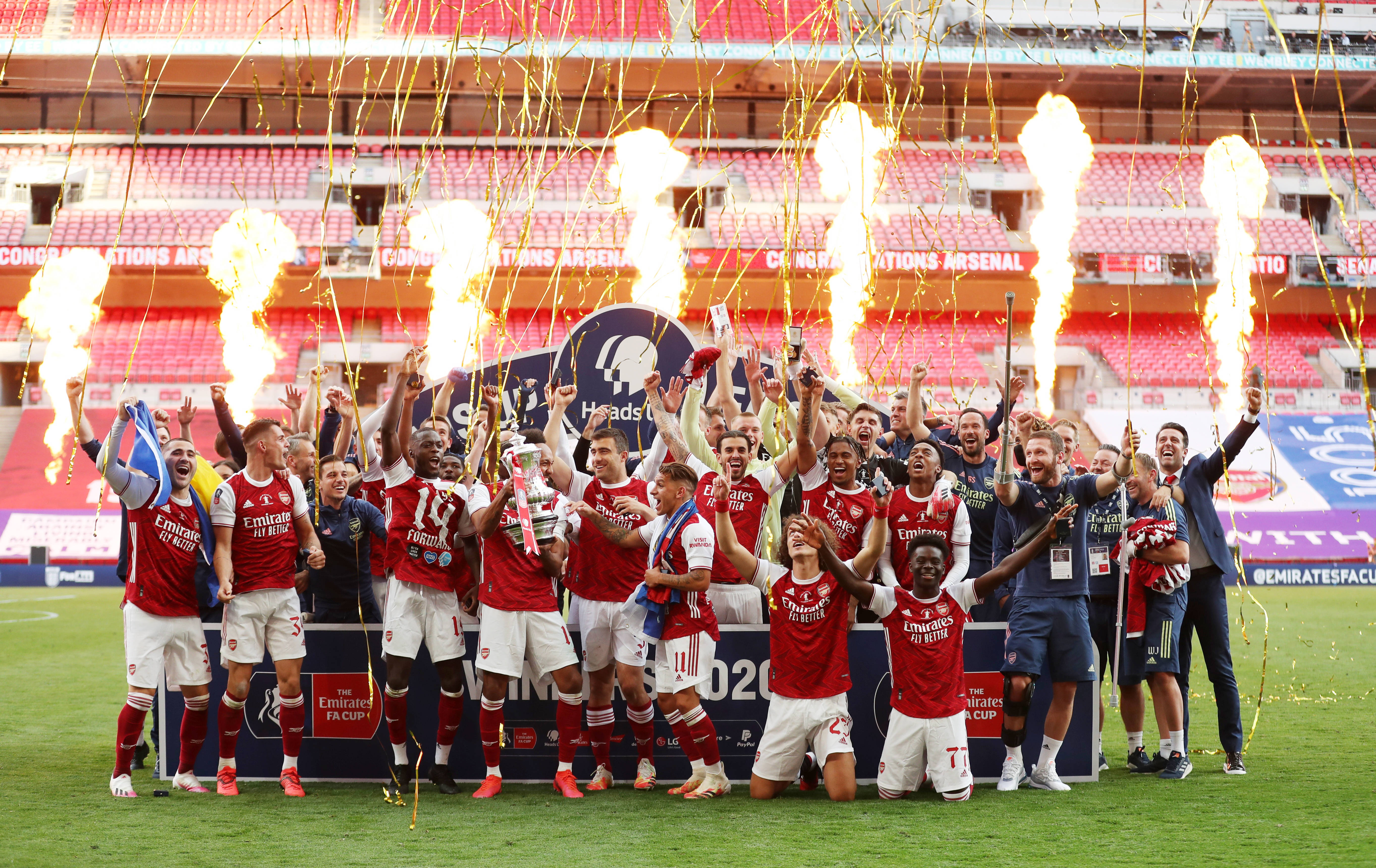 手感火热！小波特半场三分7中4，狂砍22分，带队领先对手（小波特手感爆棚：半场三分7投4中砍下22分，率队取得领先）