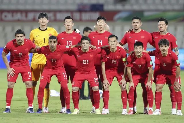 剑南春丨拜仁3-1逆转圣保利，迪亚斯传射，格雷罗、雅克松建功（剑南春丨拜仁3-1逆转圣保利：迪亚斯传射立功，格雷罗、雅克松相继破门）