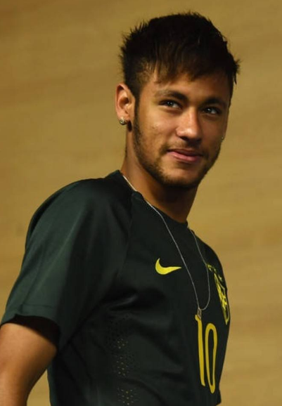 久保：我打游戏很烂没买PS5；皇社的厨师不去豪华餐厅屈才了（久保称自己游戏水平差未购PS5；皇社大厨不去高档餐厅太屈才）