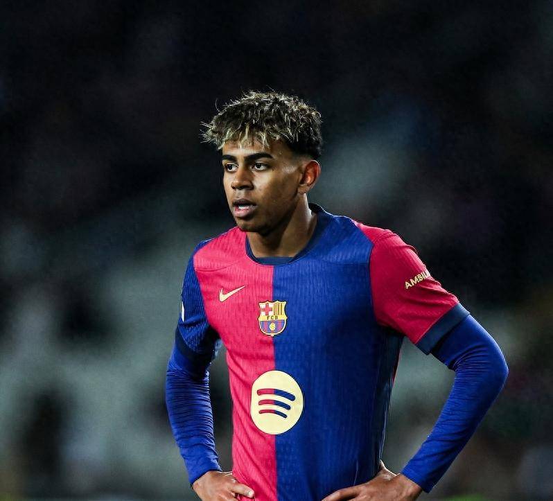 少一人的切尔西让阿森纳犯难，英超争冠从来不乏拼桌的（十人切尔西令阿森纳犯难，英超争冠向来不缺搅局者）