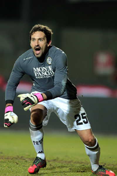 2025／26赛季英超：纽卡斯尔vs曼城！瓜迪奥拉更新球队情况（英超25／26赛季：纽卡对阵曼城，瓜迪奥拉发布最新队况）