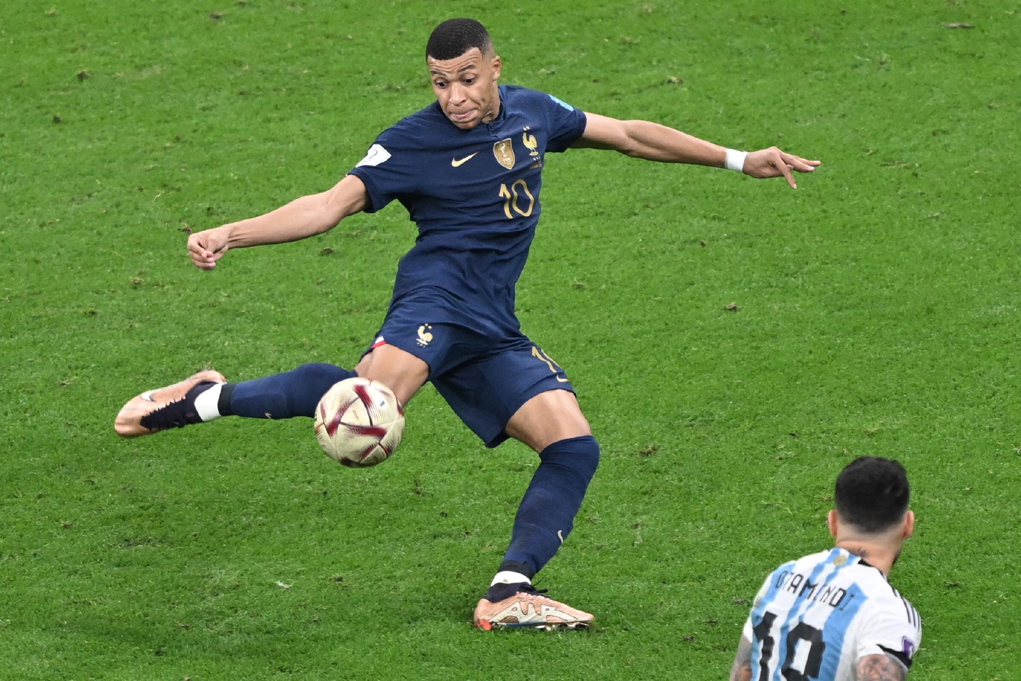 FIFA发布的世界杯赛程以美东时间计算，比北京时间慢12小时（FIFA公布世界杯赛程采用美东时区，比北京时间晚12小时）