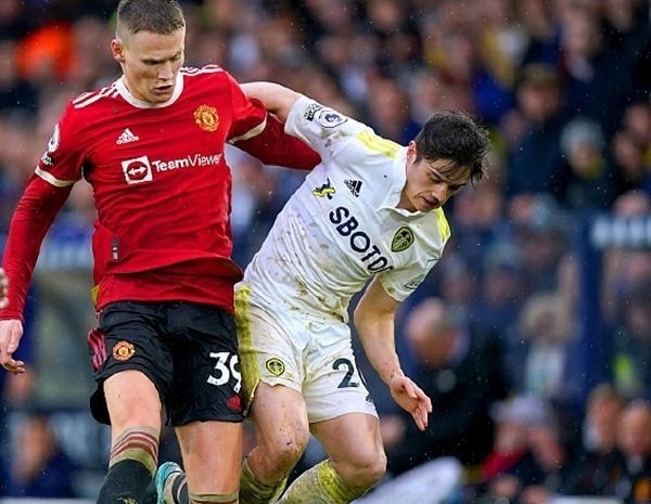 火箭状元秀哈登带队险胜国王