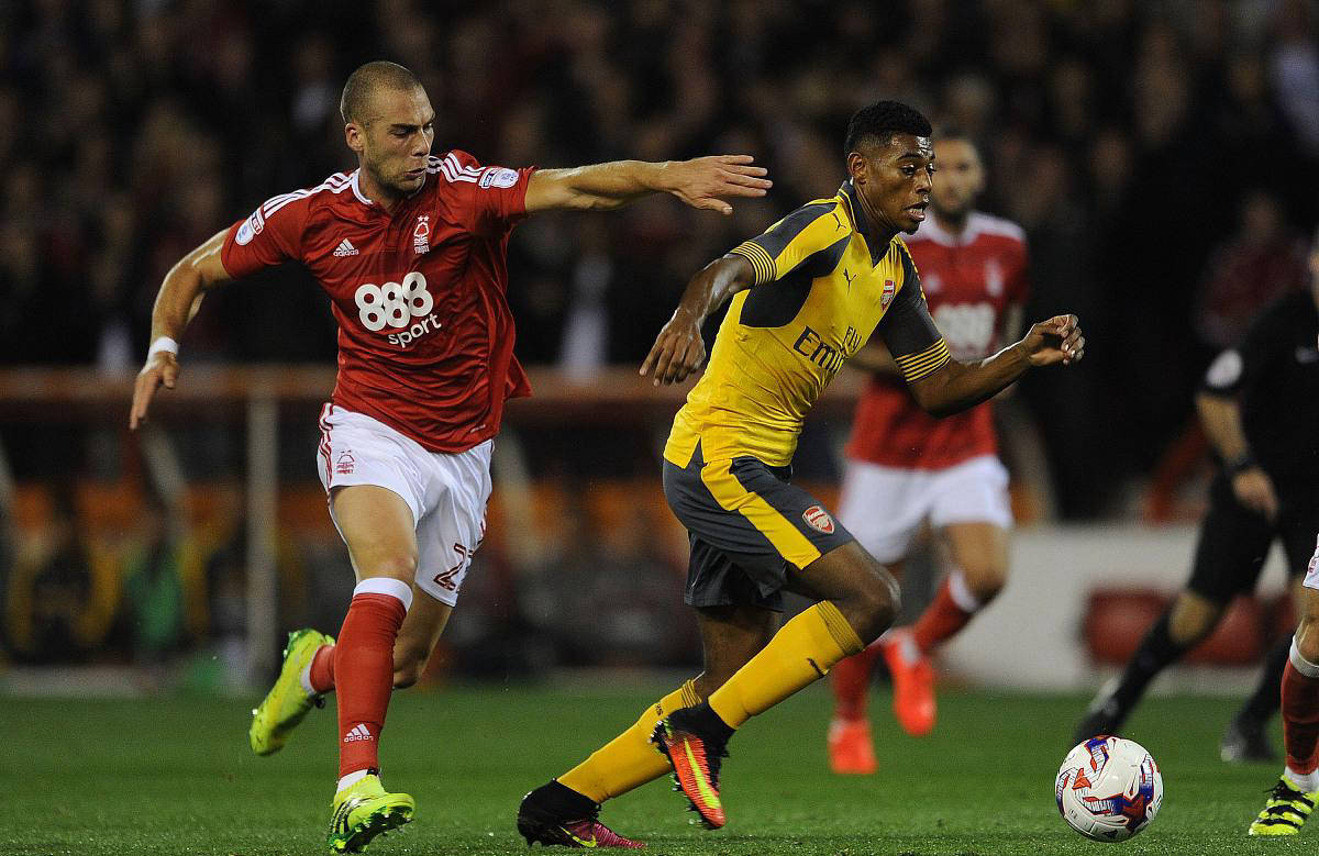 德甲战报：曼卡、斯基默破门，海登海姆2-1战胜弗赖堡（德甲：曼卡、斯基默建功，海登海姆2-1力克弗赖堡）